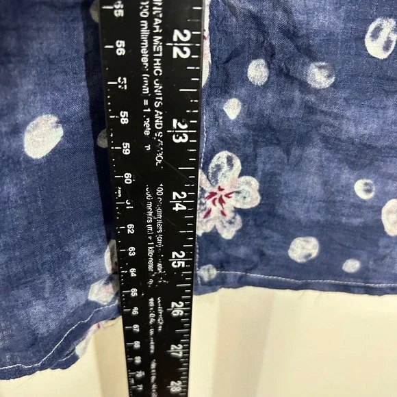 JOGAL Floral Print Button Up Shirt Women's Medium‎ Blue White Short Sleeve - Picture 3 of 6
